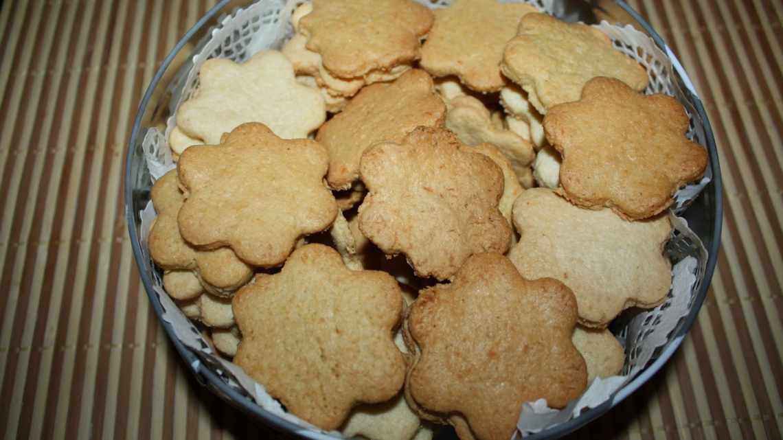 Печиво на розсолі з манкою