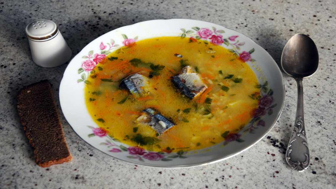 Рибний суп з ментаю з рисом (вуха)