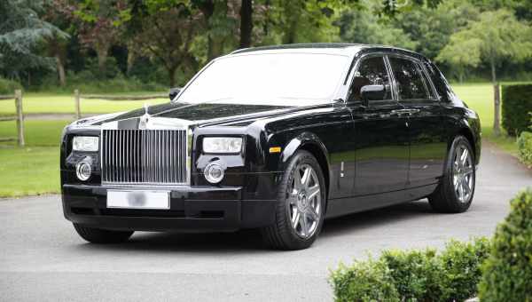 Озираючись на сім поколінь Rolls-Royce Phantom в очікуванні восьмого