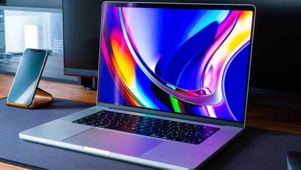 Apple встановить OLED-екрани в MacBook не заради вас, а заради Samsung