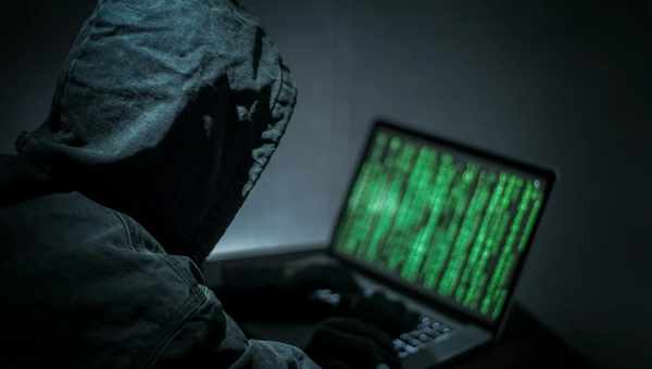 Білки обійшли хакерів за кількістю «кібератак»