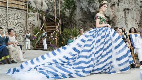 Показ Dolce & Gabbana Alta Moda на озері Комо
