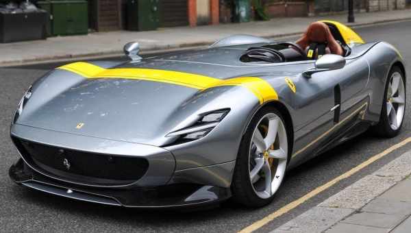 Ferrari Monza SP1 і SP2 дебютують з найпотужнішим для бренду V12