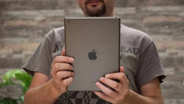 iPad користувача заблокувався на 47 років