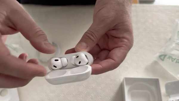 Що відбувається? У AirPods Max немає кнопки вимикання