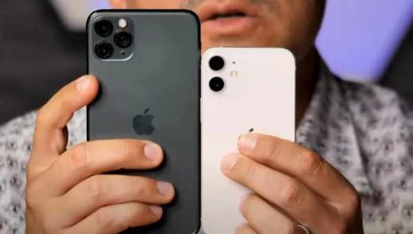 Дизайнери Apple розповіли, як, ким і скільки розроблявся iPhone 12