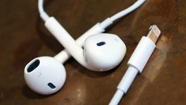 Чому користувачі досі купують EarPods