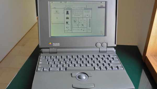 Велика жовтнева революція 1991: PowerBook