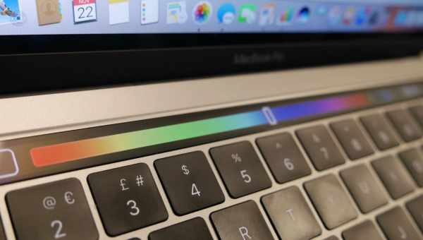 TouchSwitcher дозволяє перемикатися між програмами на Touch Bar