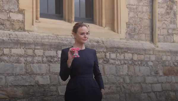 Stella McCartney показали колекцію з принтами, від яких кружляє голова