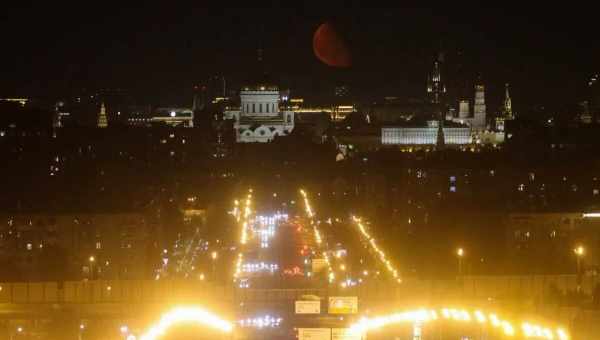 Місце, куди впав другий Місяць