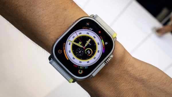 Apple замовила першу партію iWatch