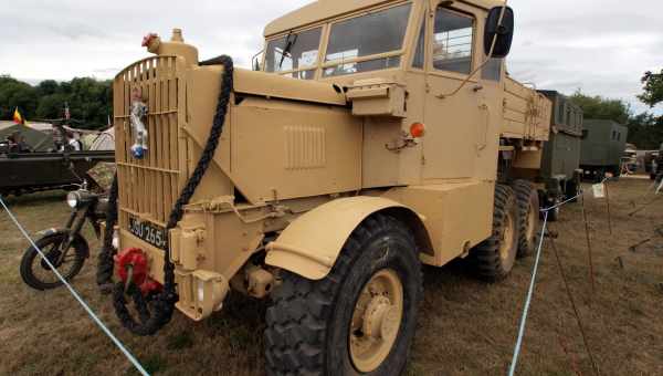 Scammell Scarab: триколісний... сідельний тягач