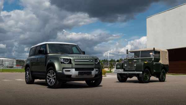 Jaguar Land Rover представляє нові двигуни для Evoque і Discovery Sport