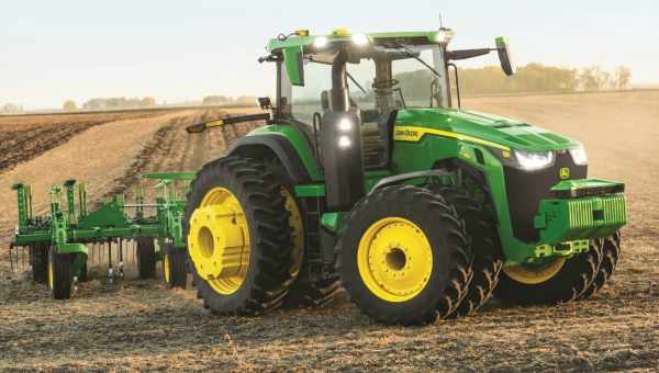 John Deere анонсував випуск безпілотного трактора